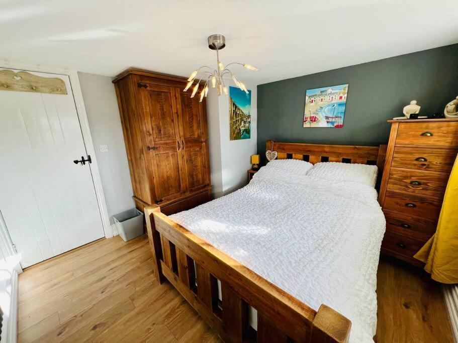 Swordfish Cottage **Next To The Harbour** Whitby Extérieur photo